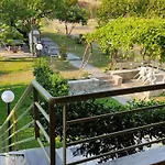 Asterias Maisonette & *