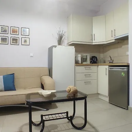 Asterias Maisonette & Tatil Evi Karianí