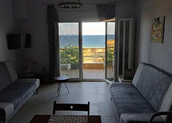 Asterias Maisonette & *