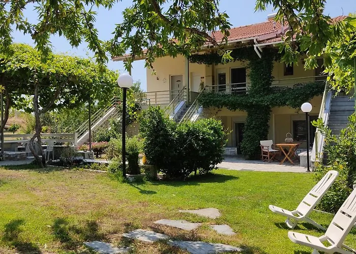 Asterias Maisonette & *