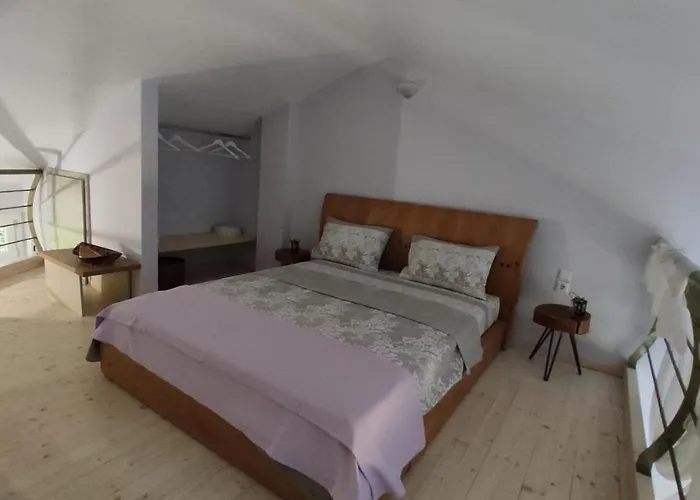 Ferienhaus Asterias Maisonette & *