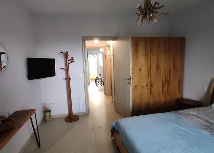 Asterias Maisonette &